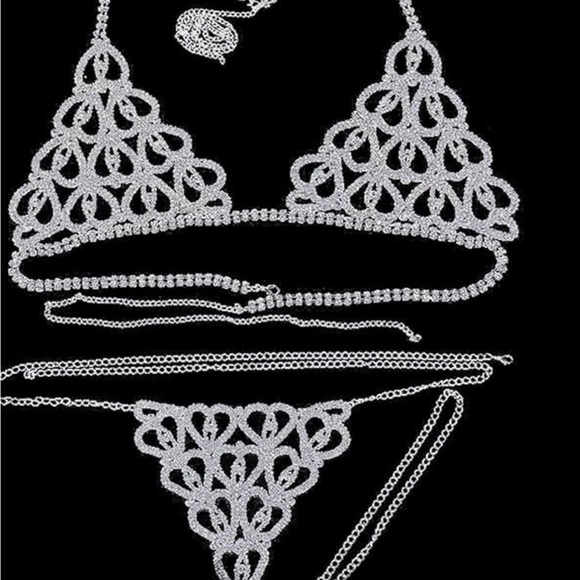 DA VEAMORrhinestone body chain silver bikini bra and thong set NWT